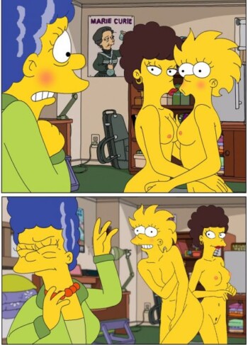 Marge and Lisa Simpsons go Lesbian – The Simpsons 19